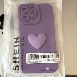 SHEIN Lavender Heart iPhone 13 Pro Case